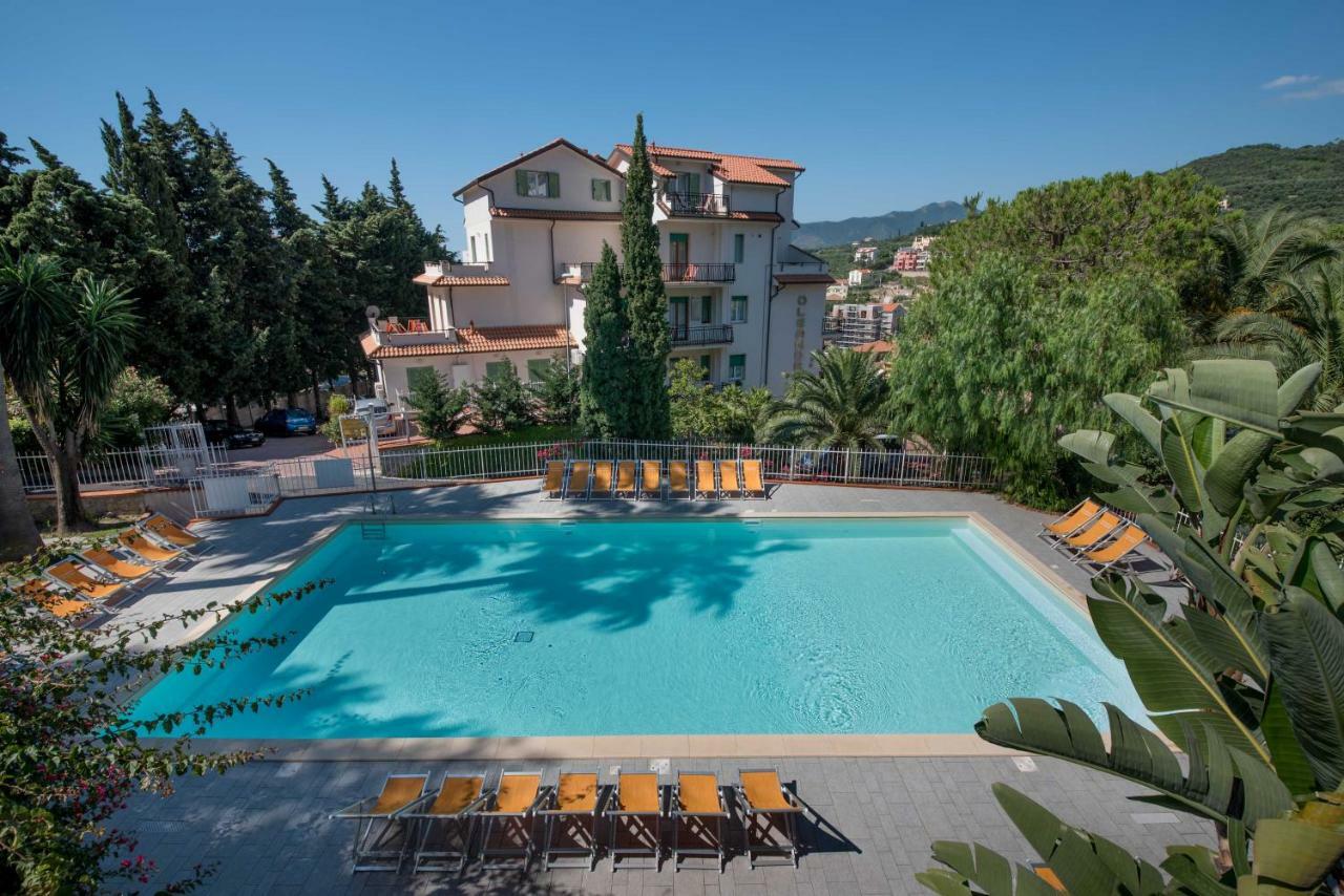 Residence Oleandro Pietra Ligure Zewnętrze zdjęcie